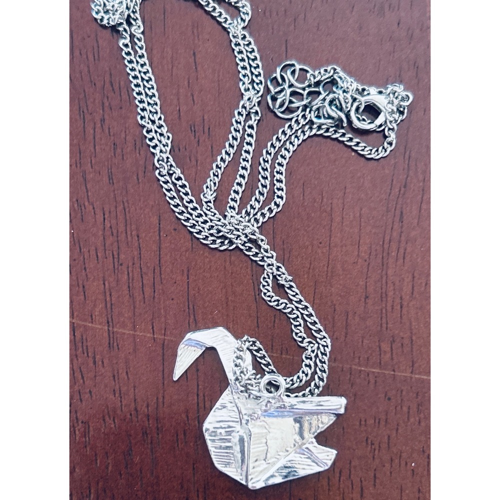Vintage Origami Swan Crane Necklace Silver Tone 13" Silver Excellent Minimalist - Picture 3 of 4